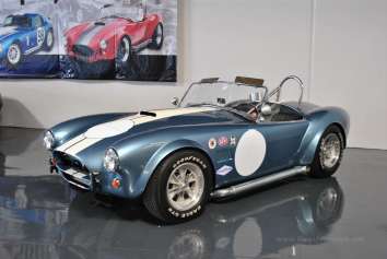 Superformance MKII FIA